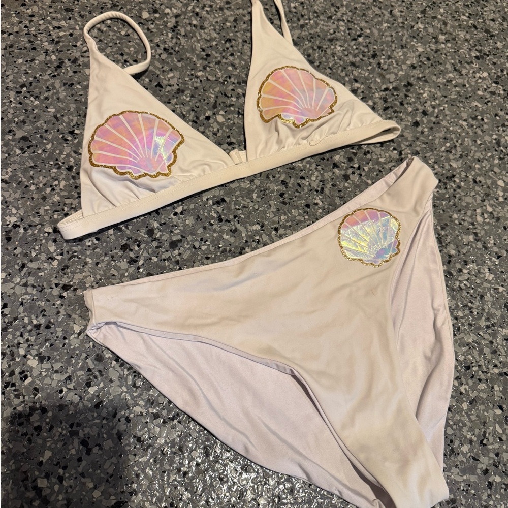 Seashell Bikini Set in White